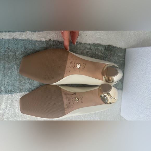 Authentic Christian Dior Rhodes Pumps - Picture 7 of 13